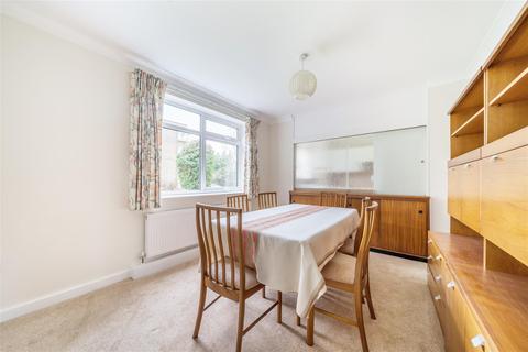 2, Eversleigh Buckingham Close, Guildford, GU1 1TR