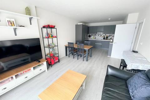 2 bedroom apartment to rent, Inglis Way, Mill Hill, NW7