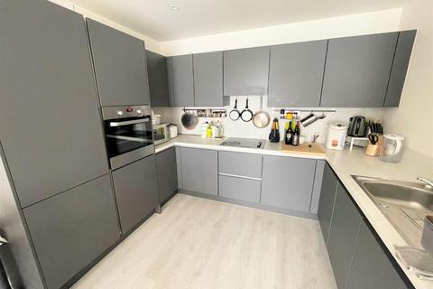 2 bedroom apartment to rent, Inglis Way, Mill Hill, NW7