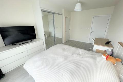 2 bedroom apartment to rent, Inglis Way, Mill Hill, NW7