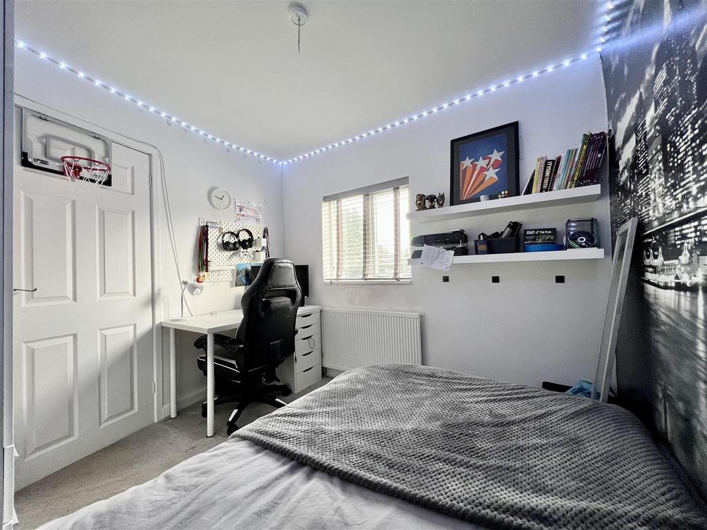 D744 A88 D-ED2 E-4 DD1-B4 B2-10 C90701 EC40.jpeg