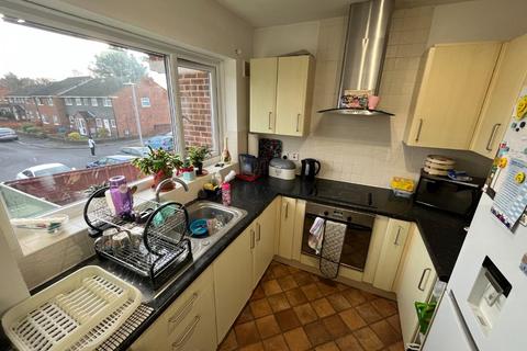 2 bedroom flat for sale - Redhoave Road, Poole
