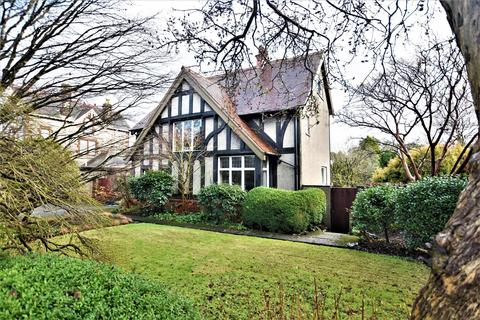 5 bedroom detached house for sale, The Drive, Ulverston