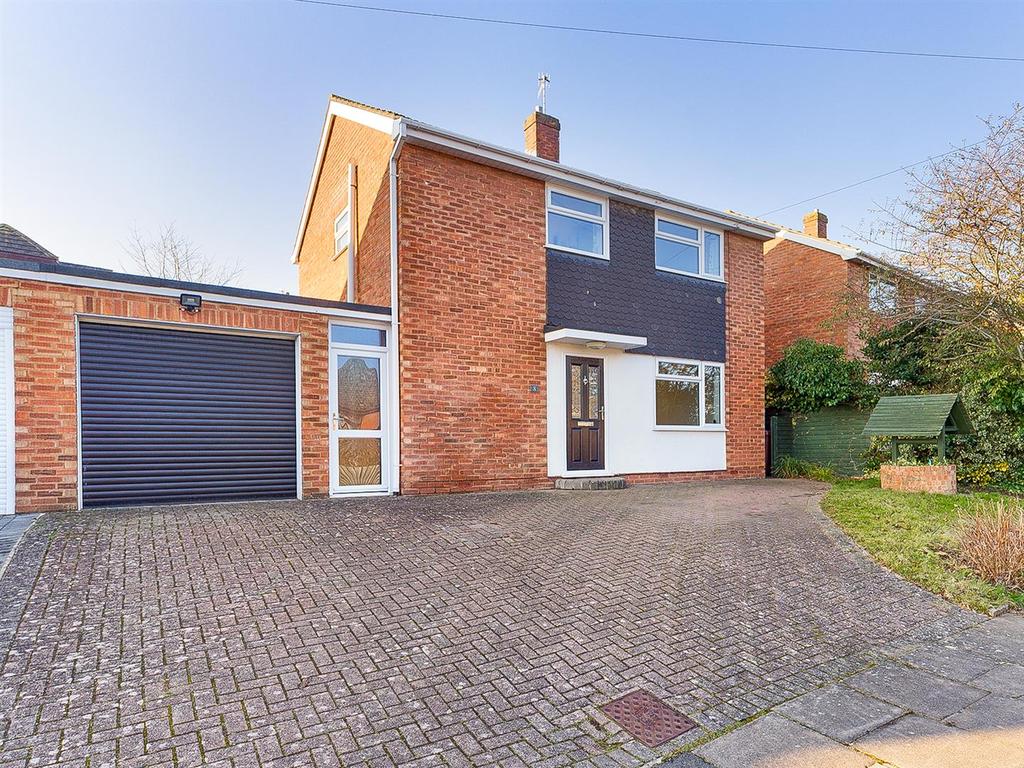 Eston Avenue, Malvern 3 bed detached house £350,000