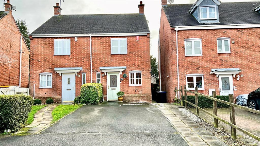Harvey Close, Barwell, Leicester 2 bed semidetached house £200,000