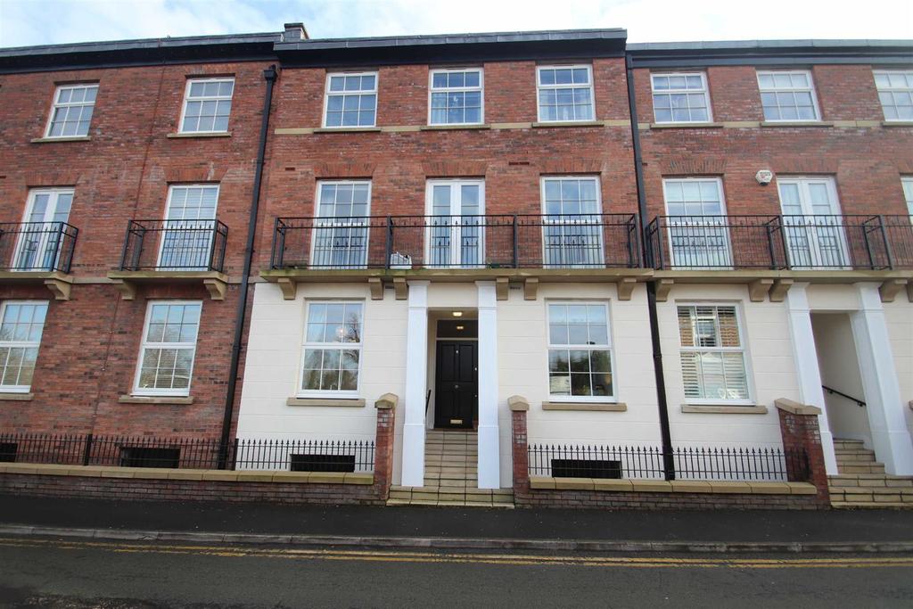 Royles Square, South Street, Alderley Edge 1 bed apartment £1,100 pcm
