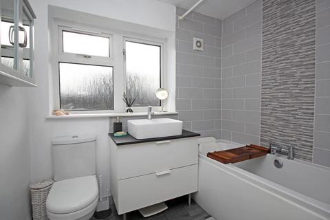 14 Almonds Lane, Stevenage, SG1 3RR