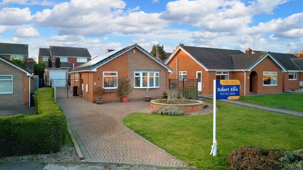 Pimlico Avenue, Bramcote, Nottingham 3 bed detached bungalow for sale