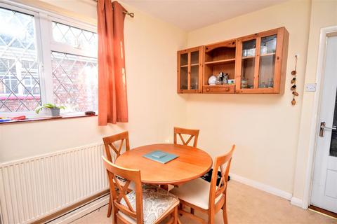 19 Brooklands Drive, Leighton Buzzard, LU7 3PD