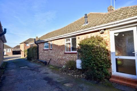 19 Brooklands Drive, Leighton Buzzard, LU7 3PD