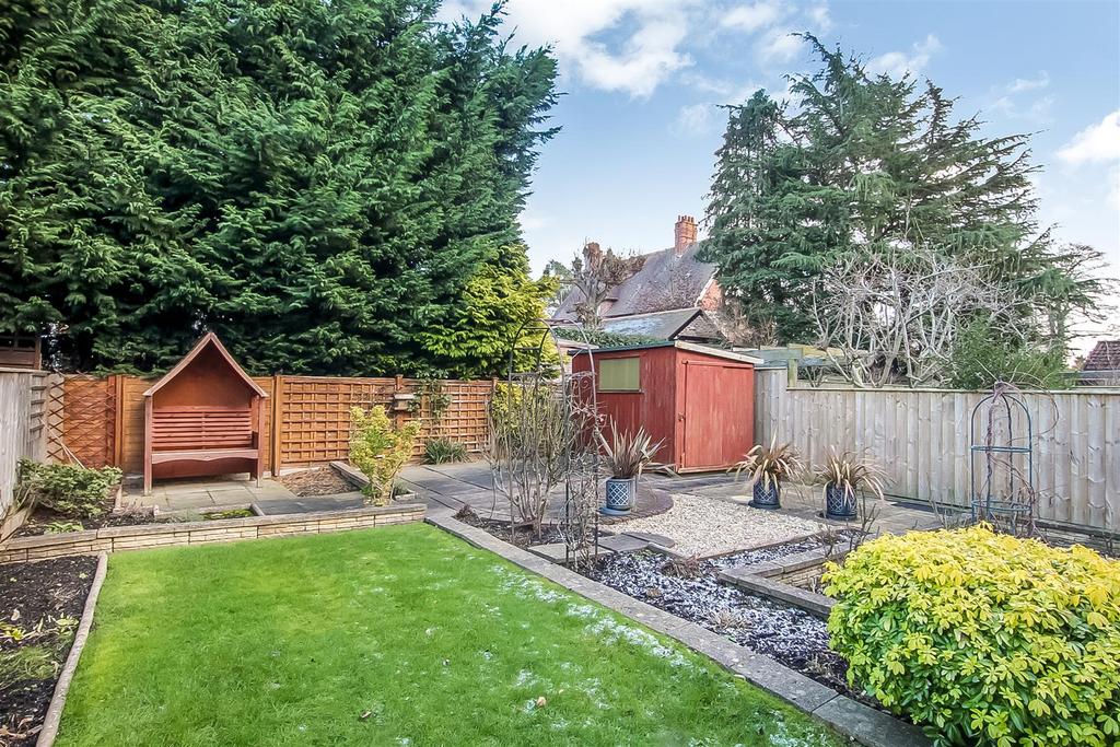 Flora Avenue, Darlington 3 bed semidetached house £275,000