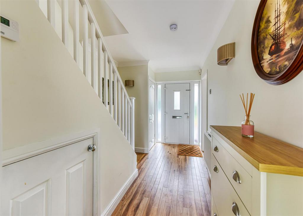 18 Rudge Road-hall1.jpg
