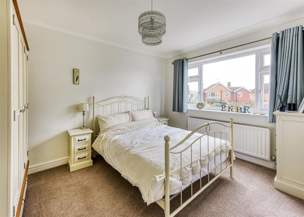 18 Rudge Road-bed1.jpg