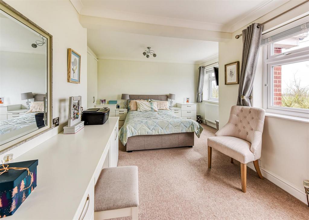 18 Rudge Road-bed2a.jpg