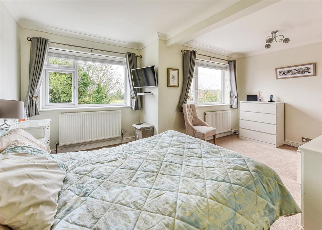 18 Rudge Road-bed2b.jpg