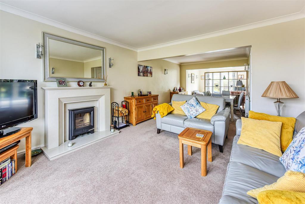 18 Rudge Road-lounge2.jpg