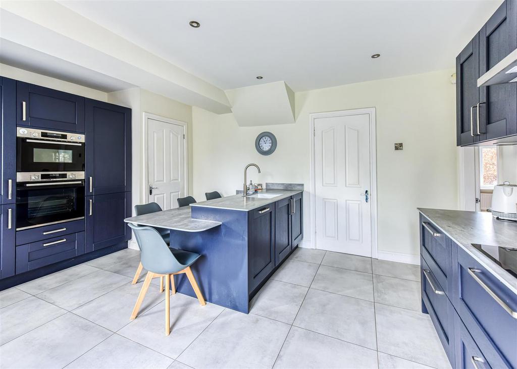 18 Rudge Road-kitchen2.jpg