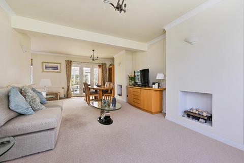 5 Timbercroft, Epsom, KT19 0TH