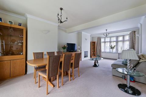 5 Timbercroft, Epsom, KT19 0TH