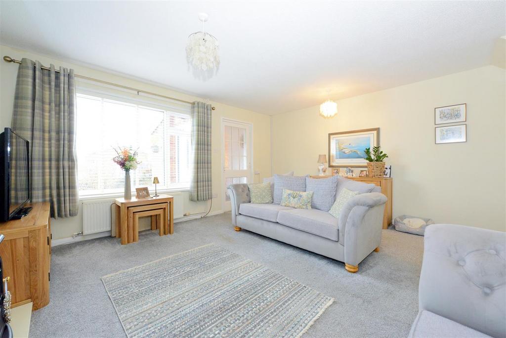 Corbet Close, Off Little Harlescott... 3 bed end of terrace house £