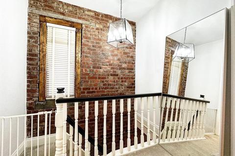 7 Cliff Lane, Brierley, Barnsley, S72 9HR