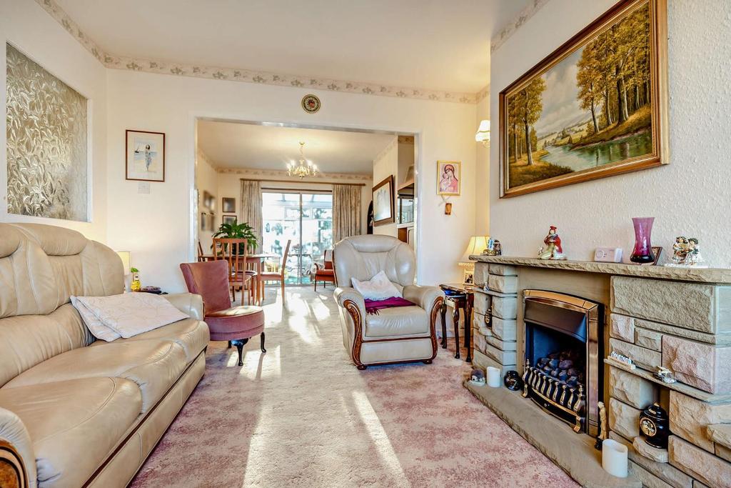 Kingsley Drive, Harrogate, HG1 4TJ 4 bed semidetached house £295,000