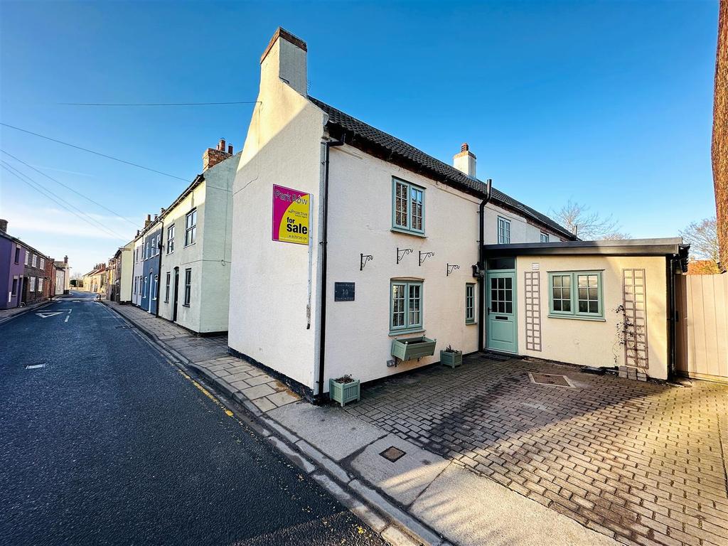 Sherburn Street, Cawood, Selby 4 bed detached house £375,000