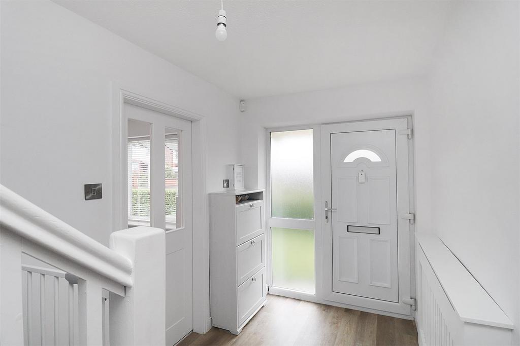 Medway Crescent, Altrincham 5 bed detached house £775,000