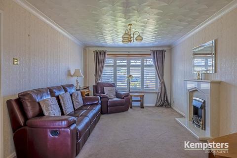 110a Blackshots Lane, Grays, RM16 2LD