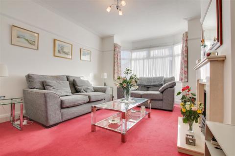 3 bedroom semi-detached house for sale - Amberley Road, Enfield