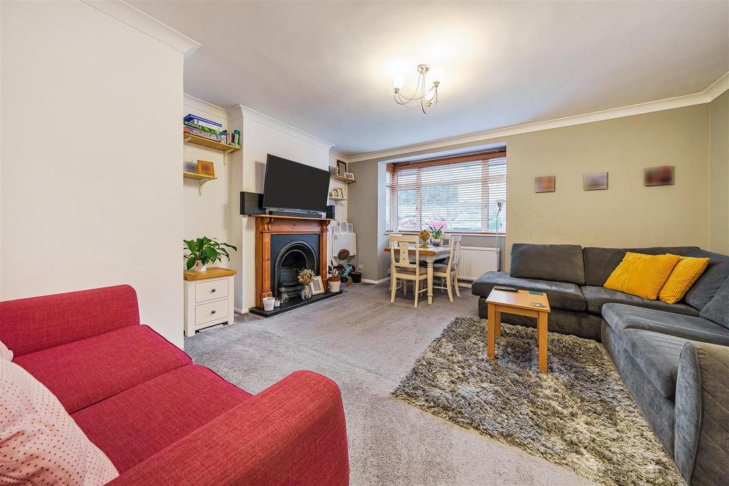 Adelaide Road, Surbiton 1 bed apartment for sale £315,000