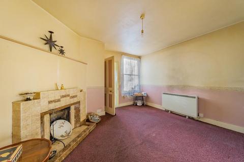 22 Cameron Road, Chesham, HP5 3BS