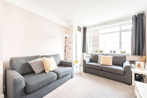 1 bedroom flat to rent - Du Cane Court, Balham High Road, London, SW17