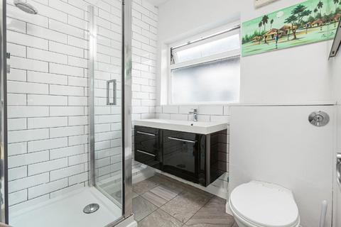 3a Huntley Way, London, SW20 0AH