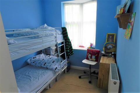 3a Huntley Way, London, SW20 0AH