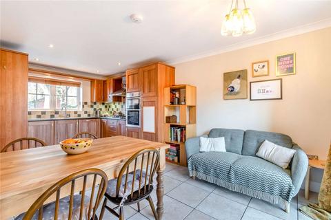 3 Walnut Mews, Peterborough, PE3 6GJ