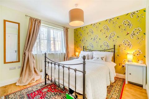 3 Walnut Mews, Peterborough, PE3 6GJ