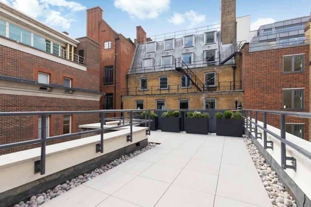 Pemberton Row 5  ter.jpg