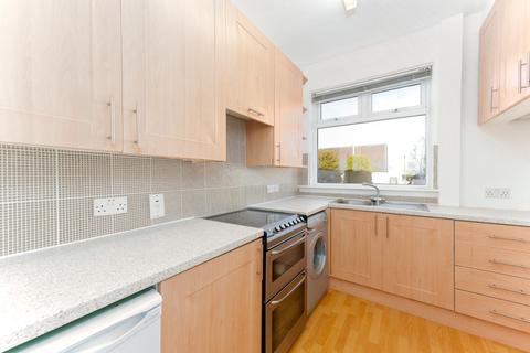 34 Mansefield Crescent, Clarkston, Glasgow, G76 7EB