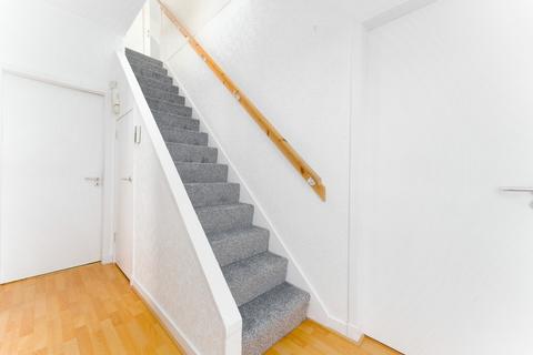 34 Mansefield Crescent, Clarkston, Glasgow, G76 7EB