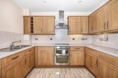 2 bedroom flat for sale, Rickmansworth,  Hertfordshire,  WD3