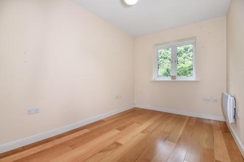 2 bedroom flat for sale, Rickmansworth,  Hertfordshire,  WD3