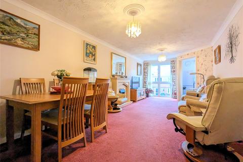 2 bedroom apartment for sale, Yorktown Road, College Town, Sandhurst, Berkshire, GU47