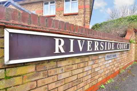 2 bedroom flat for sale - Chelwood Close, London