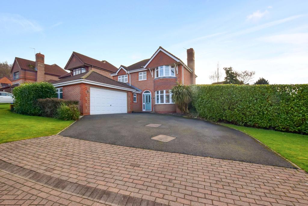 Millwood, Norton, Runcorn 4 bed detached house £410,000