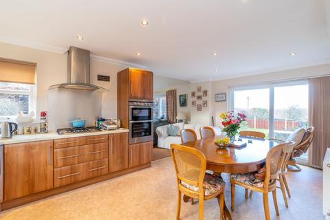 1 Cameron Walk, Buttelton, PH13 9NN