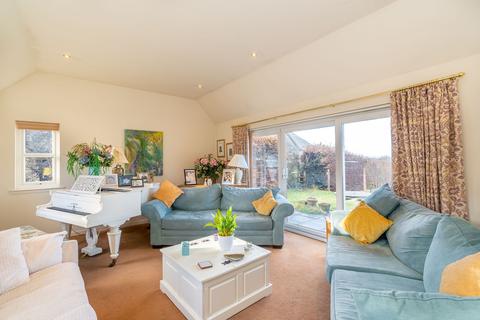 1 Cameron Walk, Buttelton, PH13 9NN