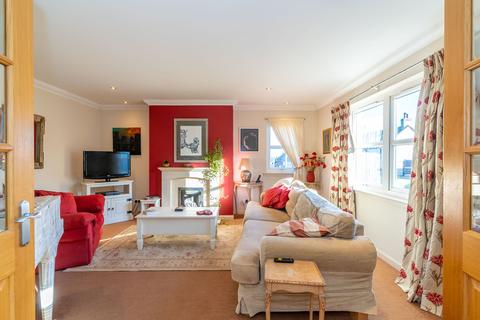 1 Cameron Walk, Buttelton, PH13 9NN
