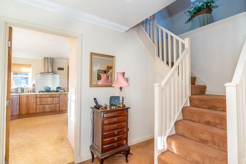 1 Cameron Walk, Buttelton, PH13 9NN