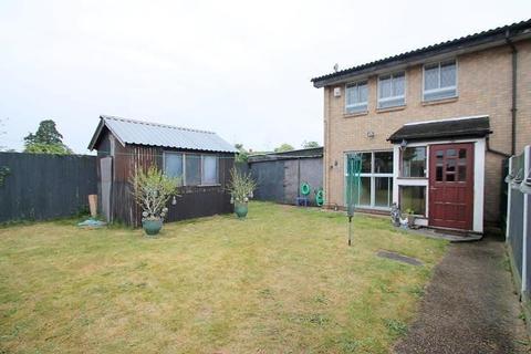 3 bedroom end of terrace house to rent - Maisie Webster Close, Stanwell, Staines-Upon-Thames, Surrey, TW19